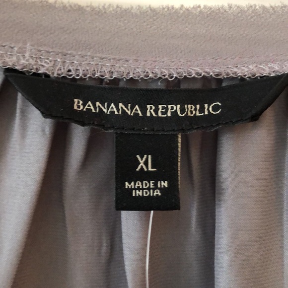 NWT Banana Republic grey jewel-shoulder top. XL. - Picture 2 of 5